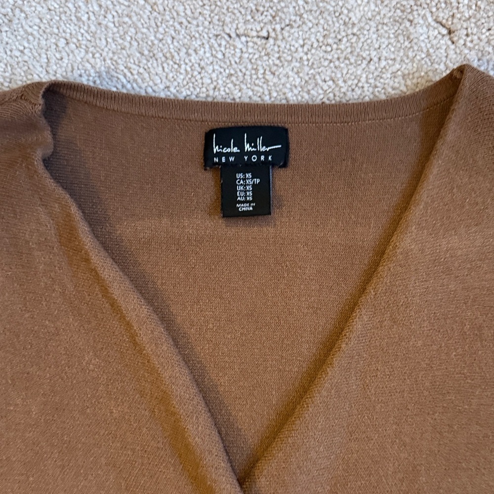 Nicole Miller Long Sleeve Brown Sweater Dress - Picture 5 of 7